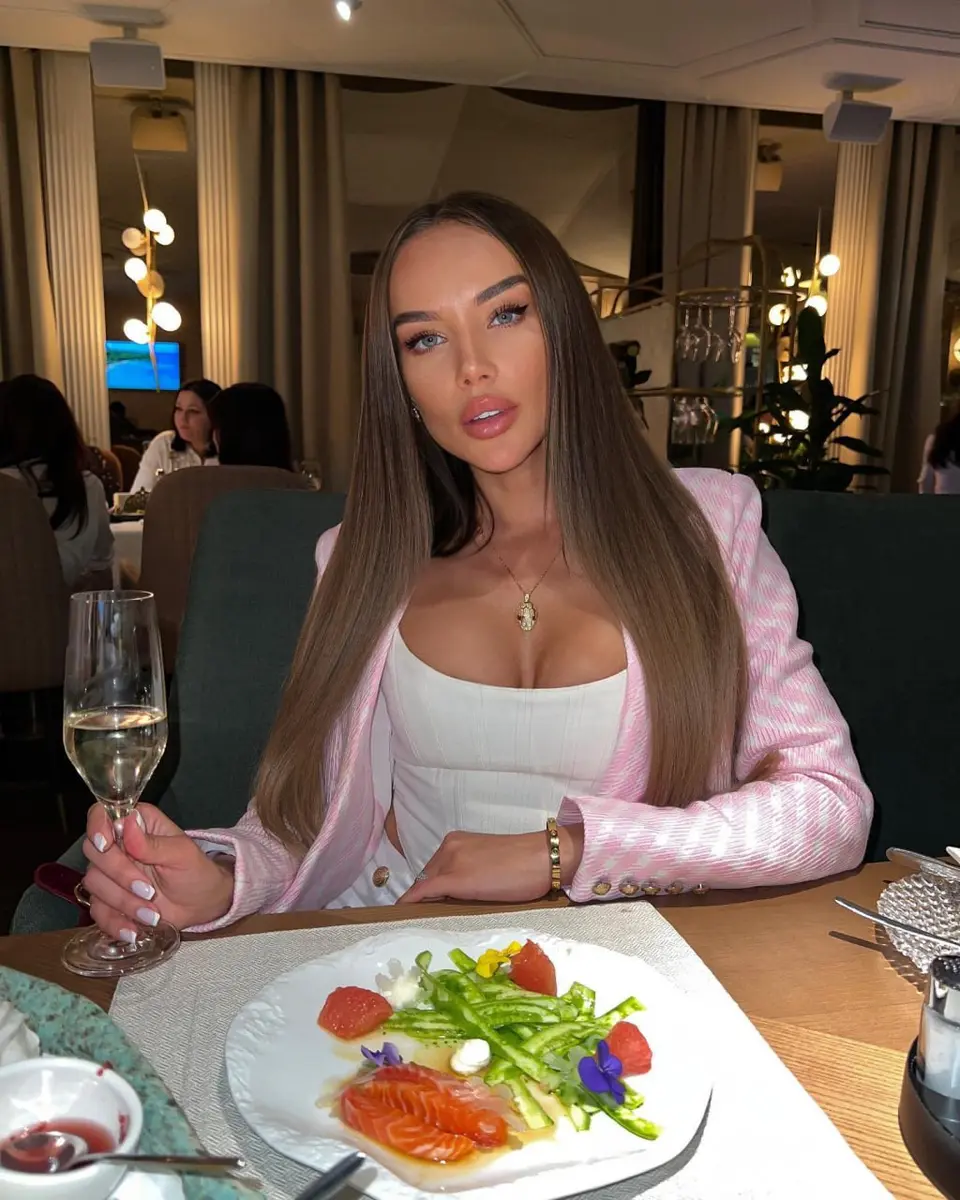 Анель эскорт в городе Москва