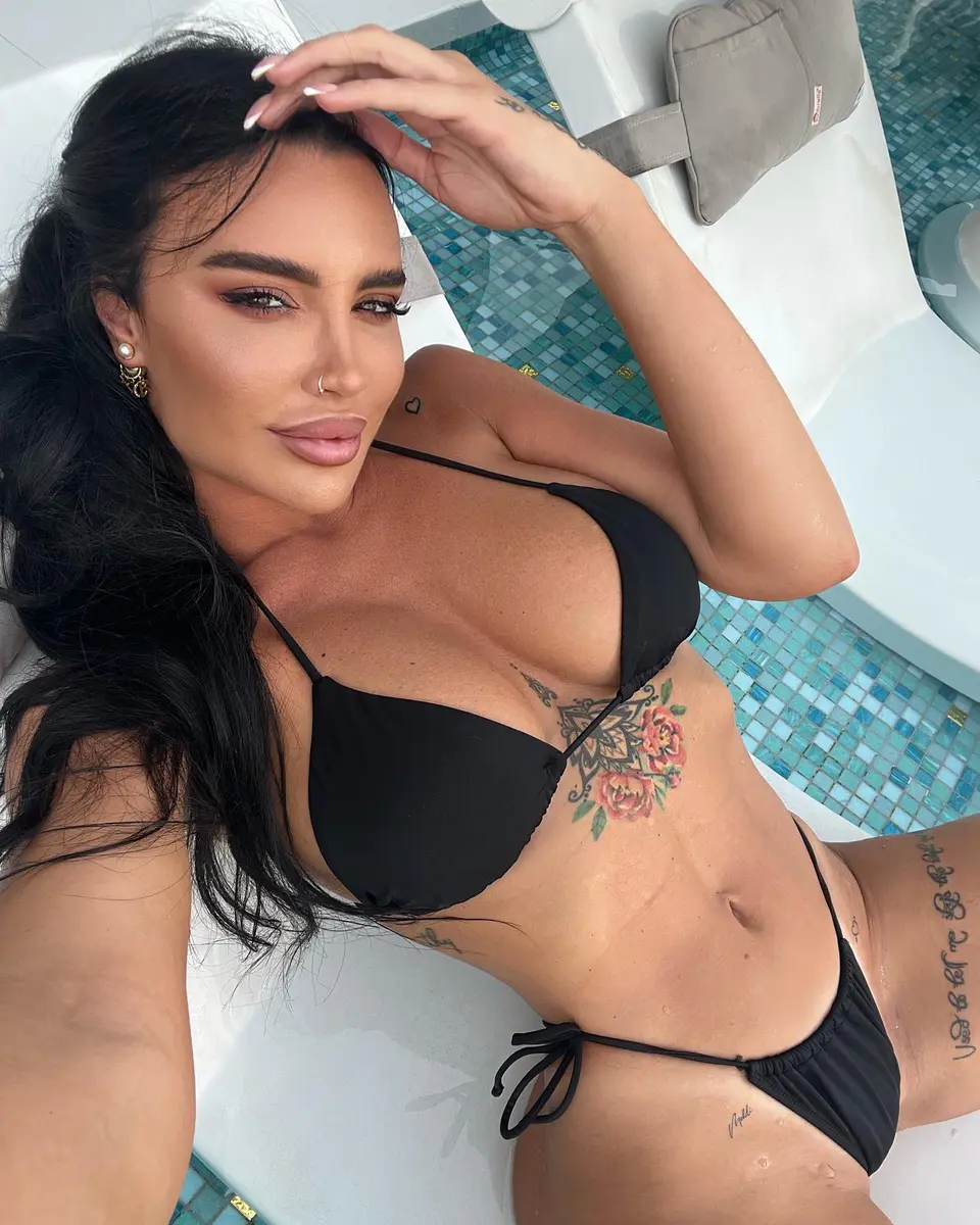 Джамири эскорт в городе Москва