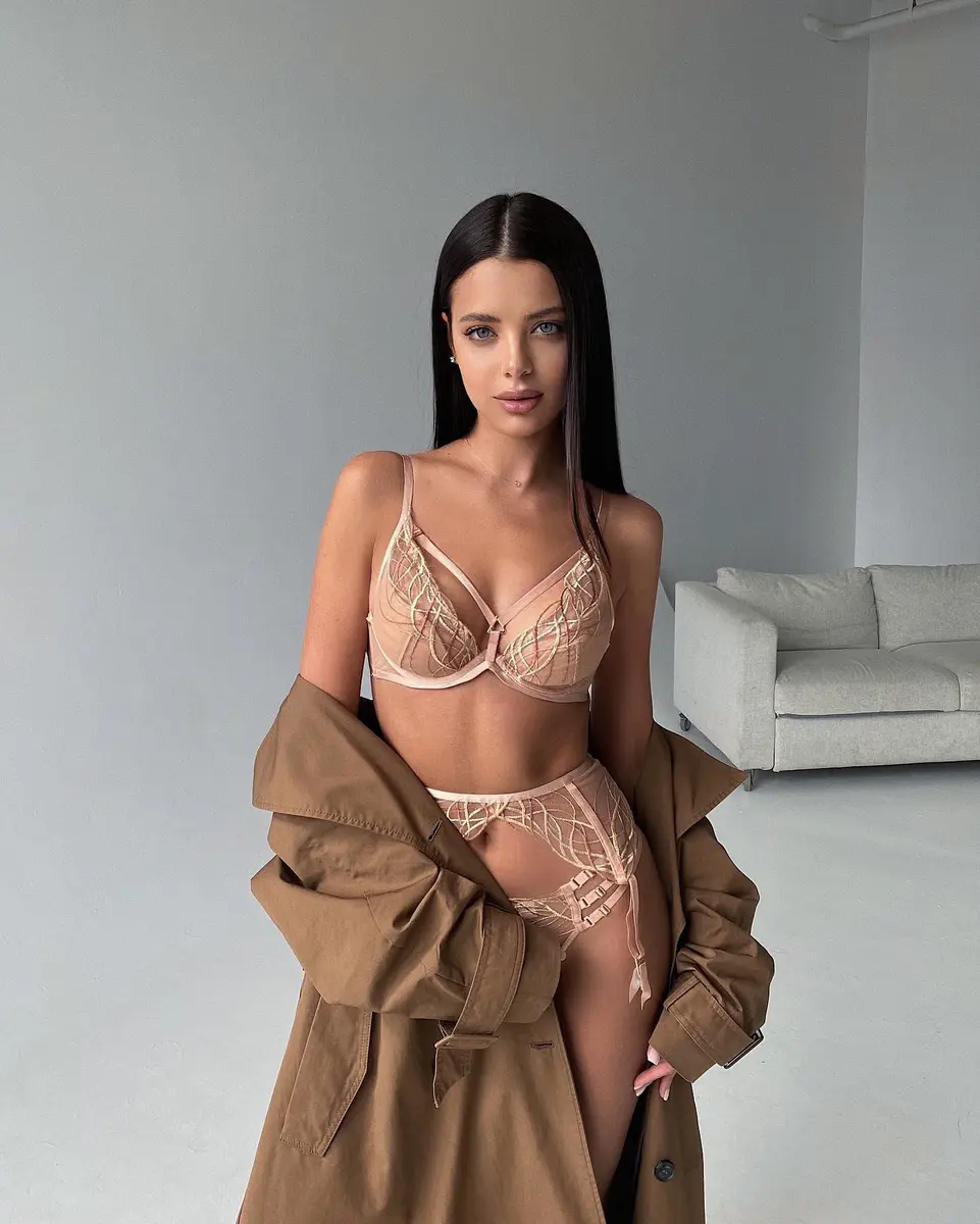 Кира эскорт в городе Москва