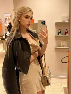 Лена эскорт в городе Москва