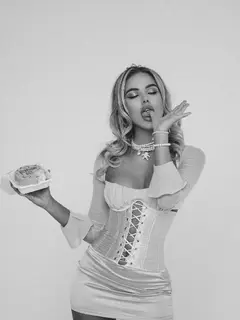 Мара эскорт в городе Москва