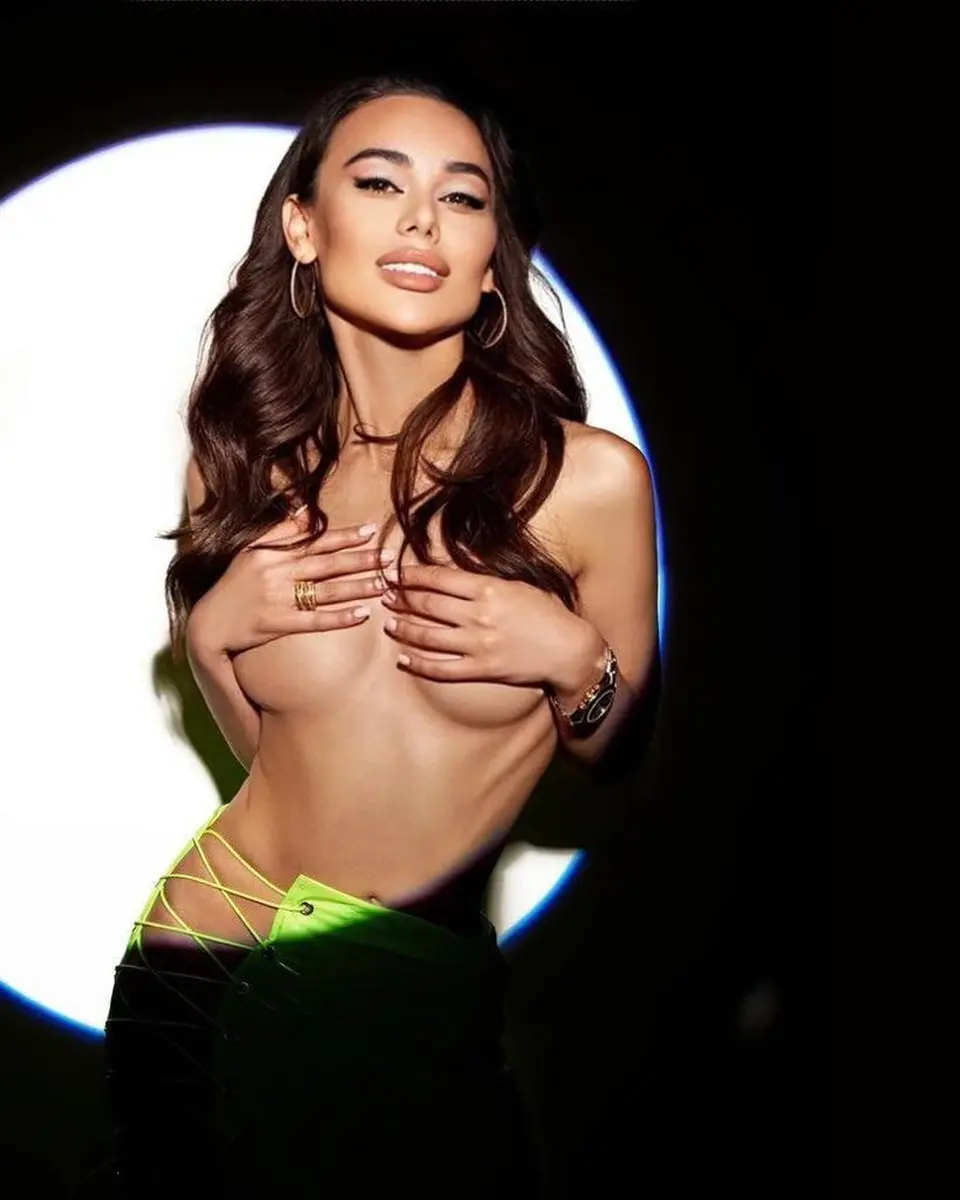 Александра эскорт в городе Москва