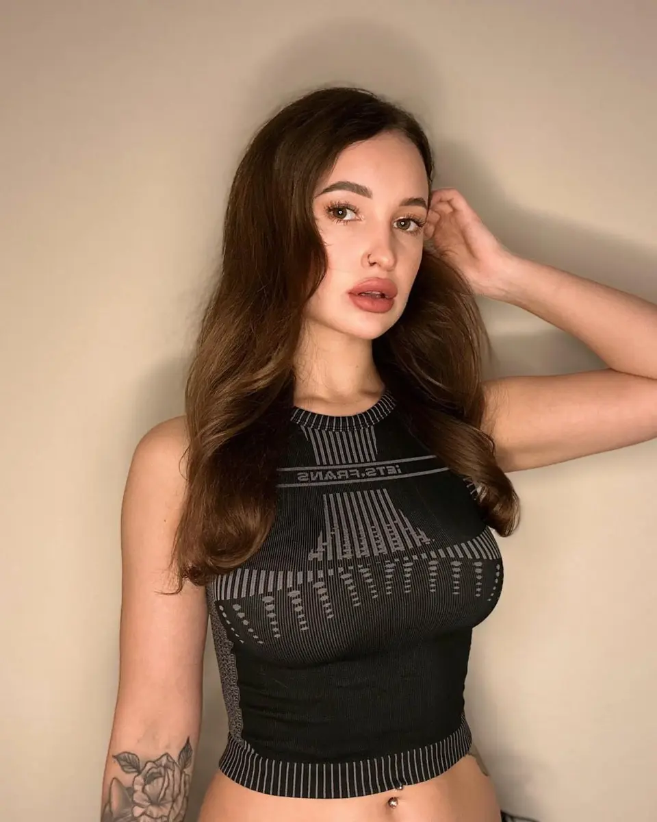 Олина эскорт в городе Москва