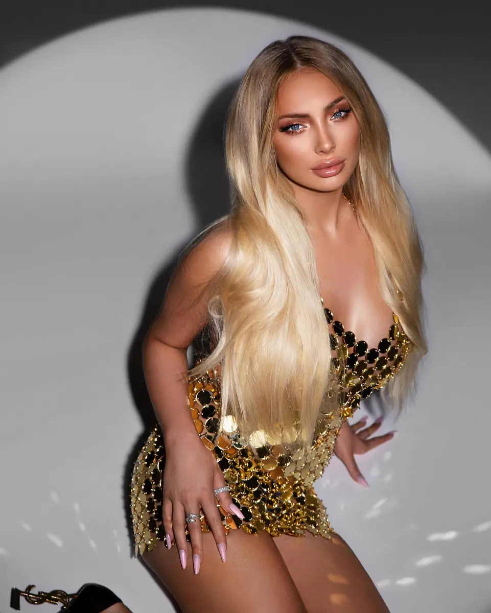 Риате эскорт в городе Москва