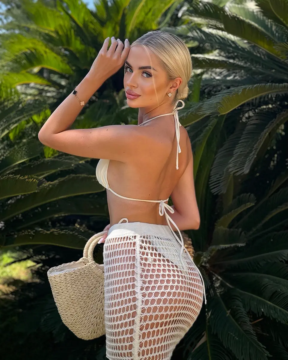 Ульмита эскорт в городе Москва